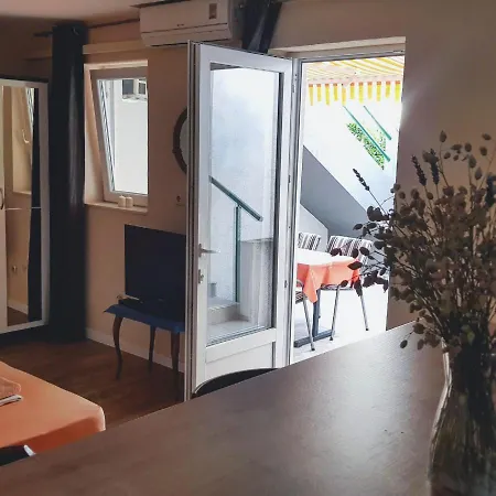 Matko Guest house *